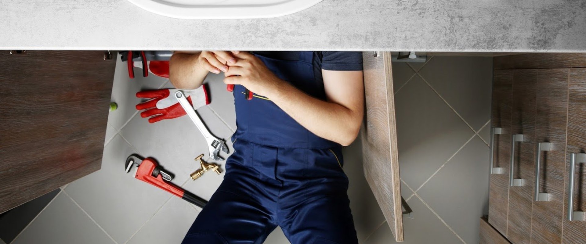 The Advantages Of Hiring A Plumber For Blocked Drain Jobs When Remodeling Your Adelaide Home