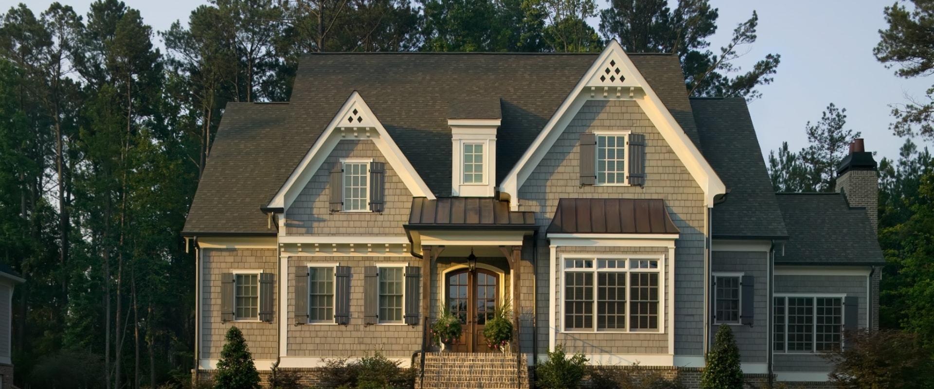 Home Remodel Projects: Improve Your Home's Curb Appeal With Vinyl Fencing In OKC
