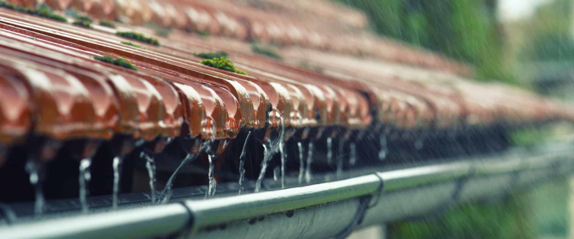 Home Remodelling Project In London: How Can A Gutter Cleaning Service Help?