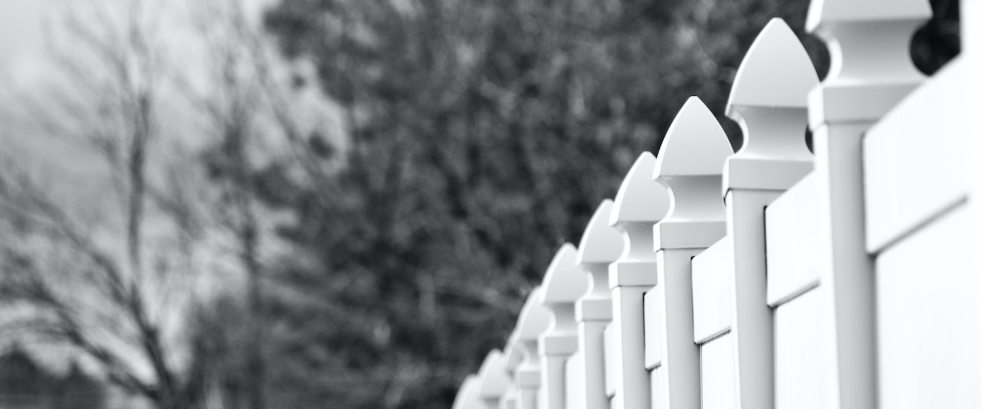 Hamilton Home Renewal: The Importance Of Fence Repair During Remodeling