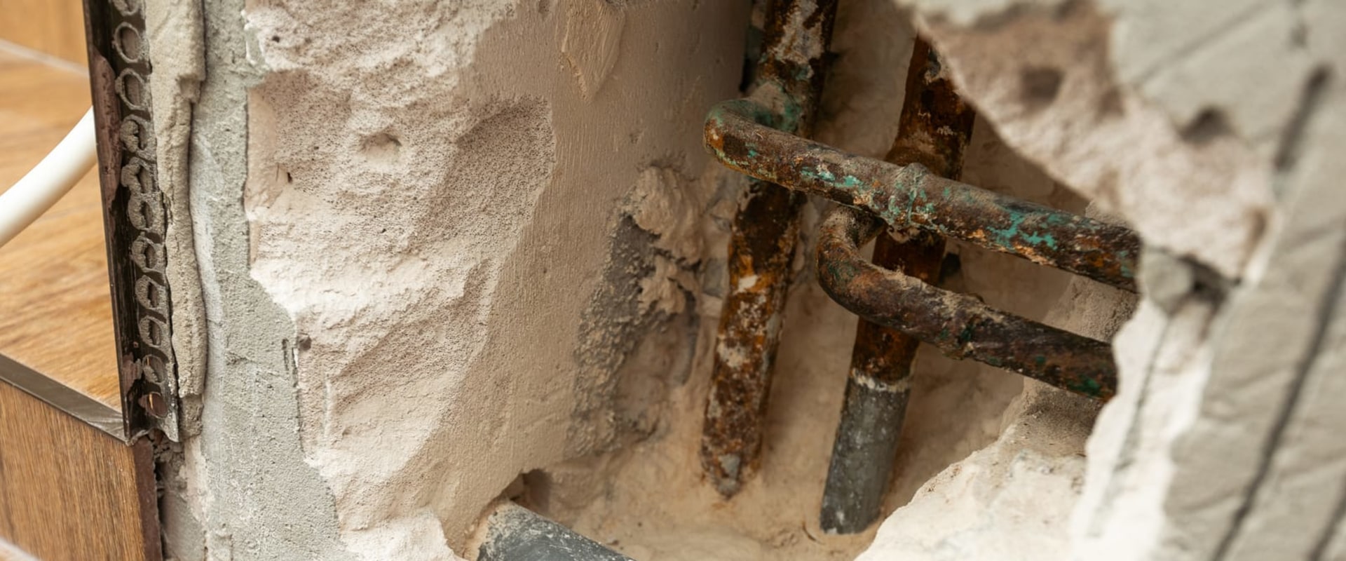 How a Skilled Plumber Can Make Your Home Remodel in Phoenix Stress-Free