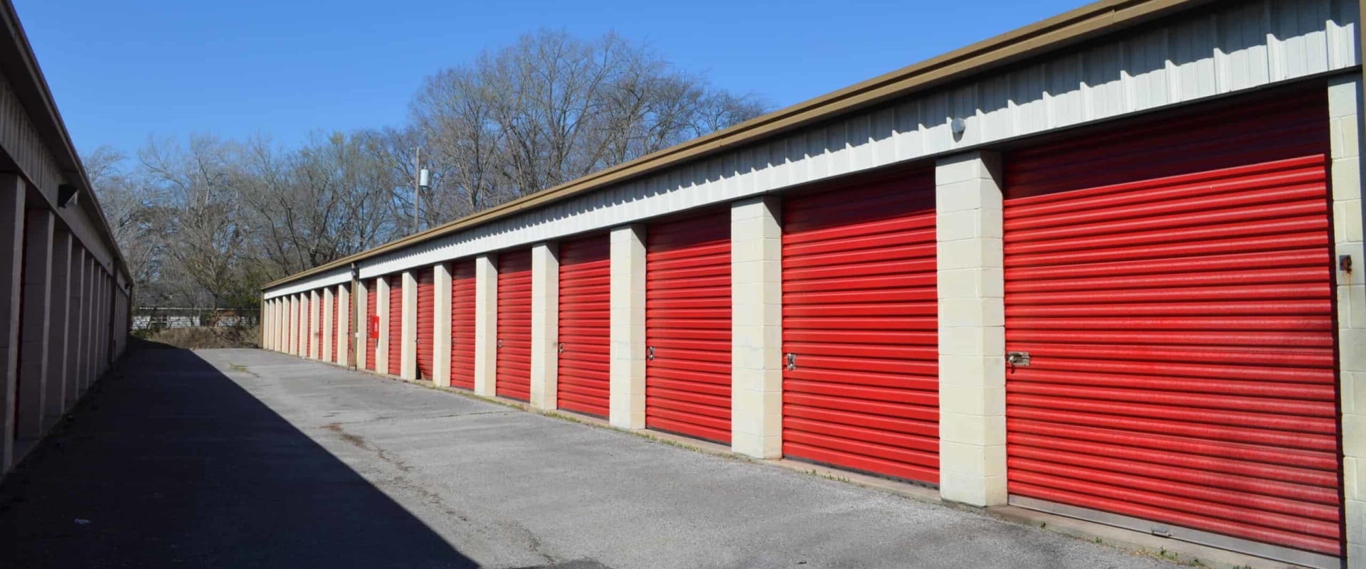 Making Your Home Remodel Easier With Self-Storage Solutions In Clarksville, TN